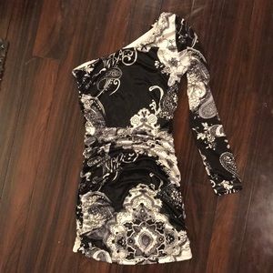 One shoulder long sleeve dress